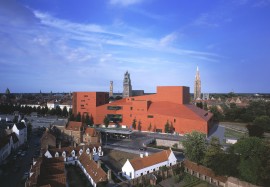 Robbrecht and Daem- Pacing Through Architecture