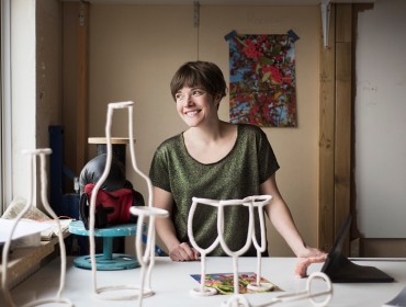 Emma Hart portrait. Photo by Thierry Bal - Max Mara Art Prize for Women - Whitechapel Gallery 2015-2017