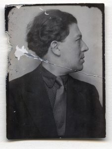 André Breton, Photomaton, André Breton, C 1929, Unique Photomaton, silver gelatin print, 5.1 x 3.8 cm ©ADAGP, Paris and DACS, London 2017